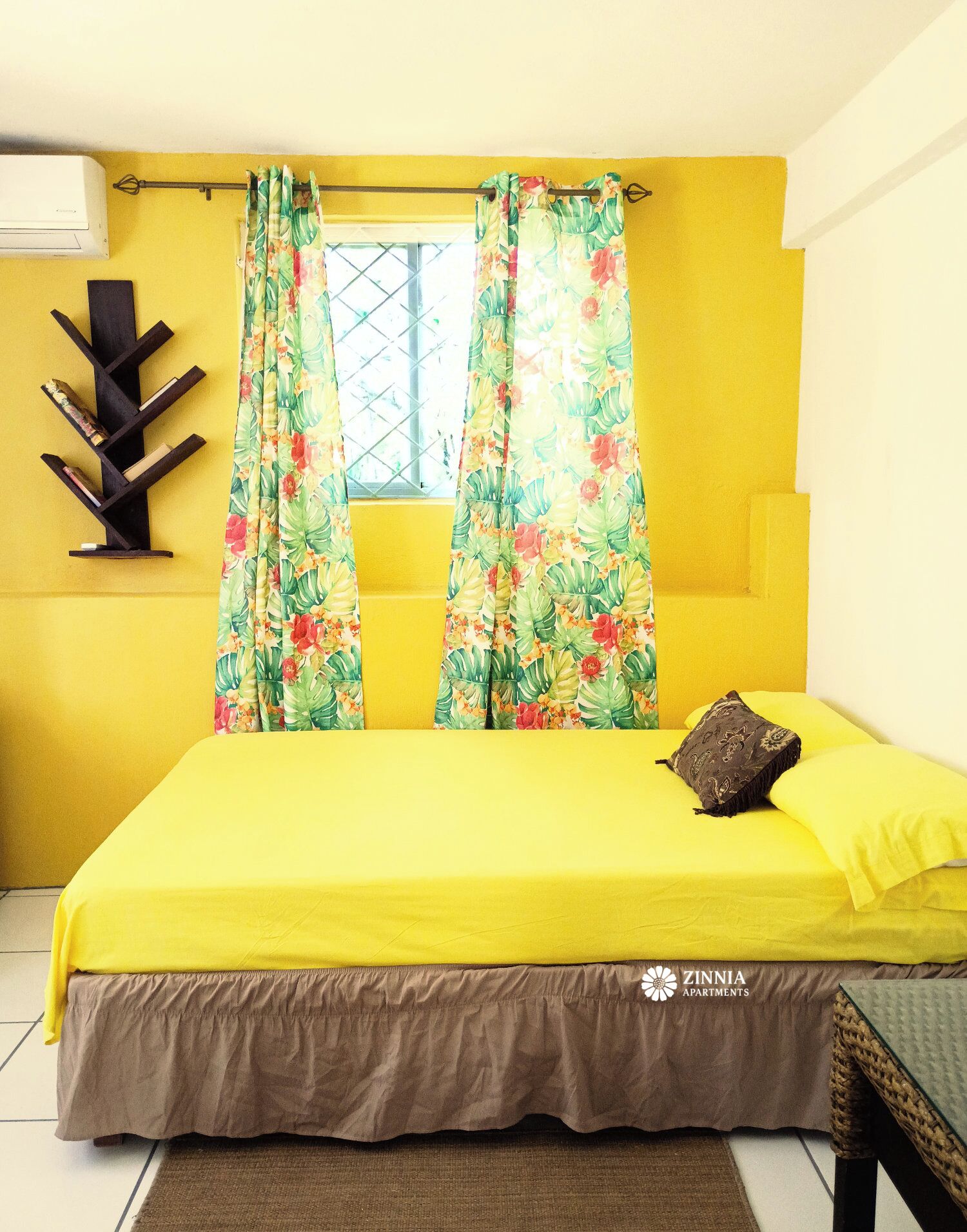 2 dormitorios, tabla de planchar con plancha, wifi y ropa de cama