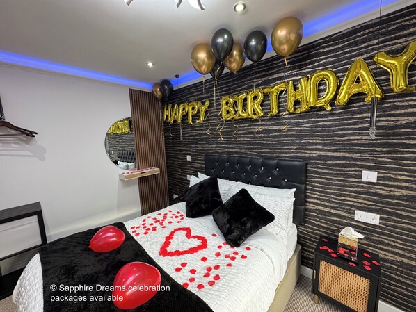 مكواة/لوح كي وواي فاي وملاءات أسرّة