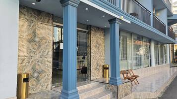 บริเวณภายนอก