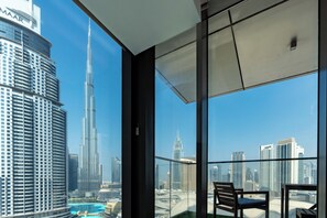 Front of property - Lux BnB Boulevard Point Burj Views (Dubai)