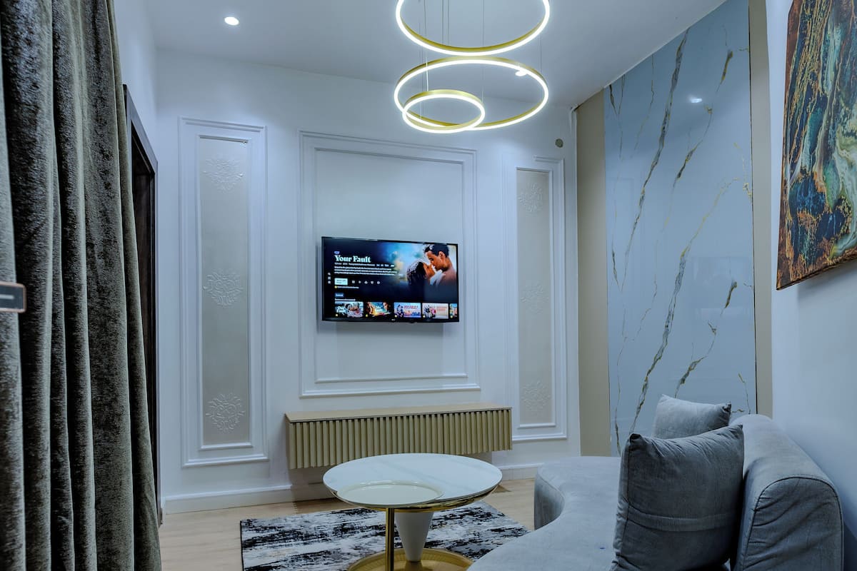 Executive Suite | Living area