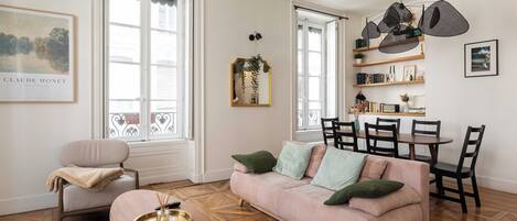 Apartment | Living area