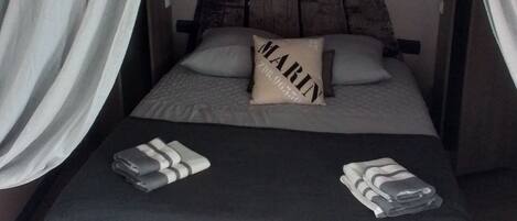 2 soveværelser, strygejern/strygebræt, sengetøj