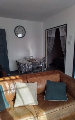 Interior - Charming apartment (Hermanville-sur-Mer)