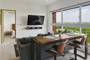 Interior - Charming 2-bedroom apartment with amazing views at the heart of Cancun. (Cancún)