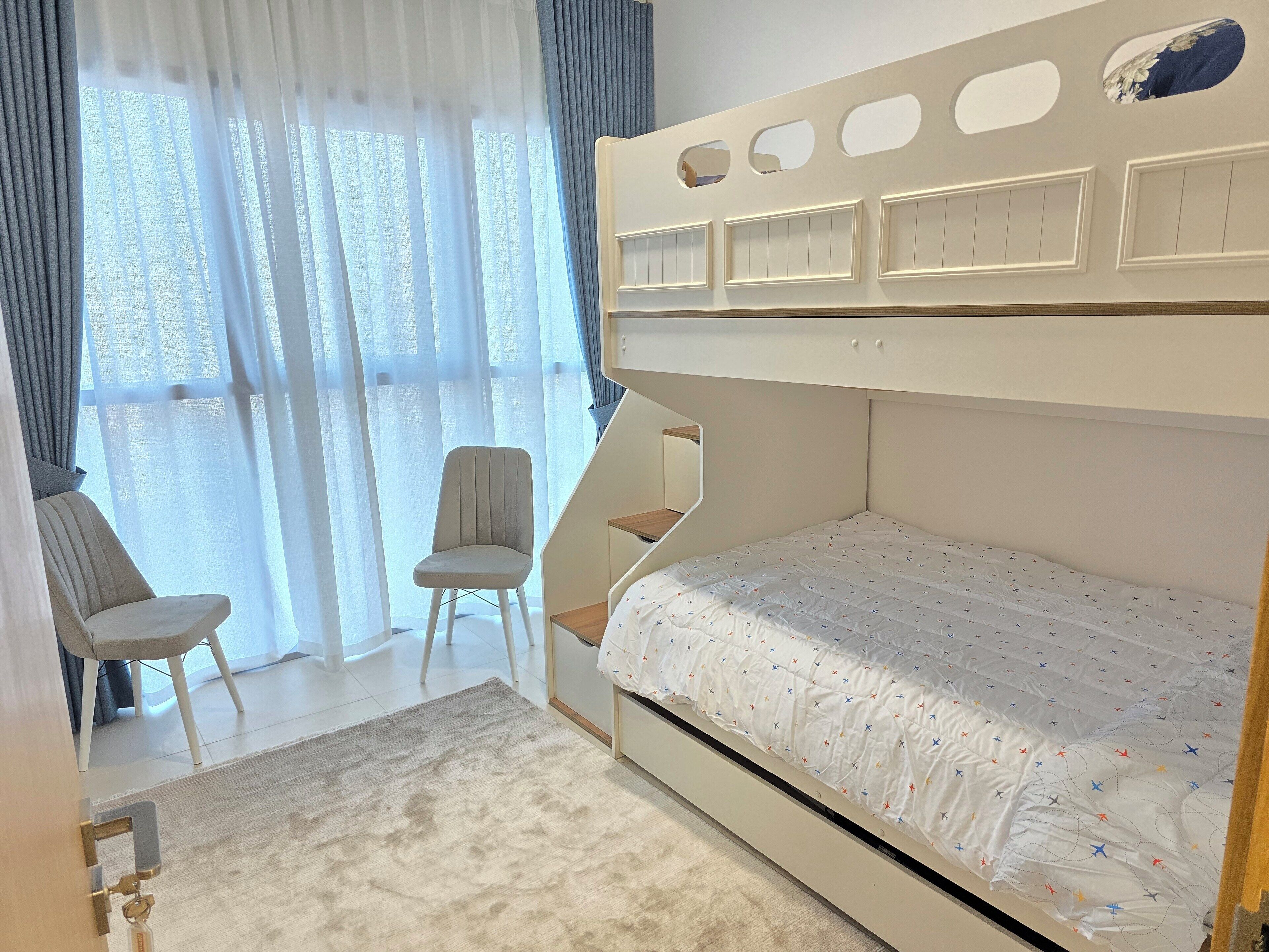 Individually furnished, iron/ironing board, free WiFi, wheelchair access