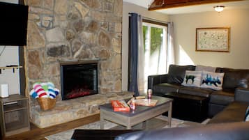 ์บ๋น, ์นจ์ค 3๊ฐ | ๊ฑฐ์ค ๊ณต๊ฐ