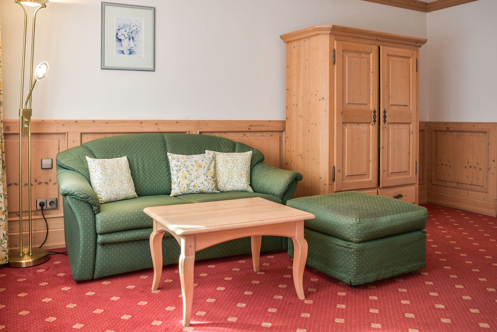 Ropa de cama hipoalergénica y minibar 