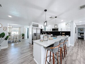 Fridge, microwave, oven, stovetop - Newly Redesigned Backyard | Heated Pool | Putting Green (Largo)