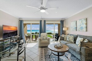 Smart TV - New Listing Specials! Coral Reef #12. Direct Beach Walkout, Free Beach Svc! (Destin)