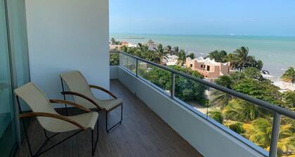 Exclusive Seaside Penthouse - Panoramic Views & Full Amenities