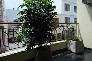 Comfort House, 4 Bedrooms, Private Bathroom, Beachside | Terrace/patio - Brenda Home (Nha Trang)