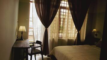 Comfort House, 4 Bedrooms, Private Bathroom, Beachside | Desk, laptop workspace, blackout drapes, iron/ironing board