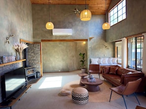 TV, fireplace, DVD player, stereo