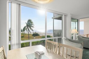 Dining - Island Beach Club 340E – Gulf-Front Elegance with Panoramic Views (Sanibel)