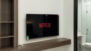 Een douche, gratis toiletartikelen, een haardroger, pantoffels