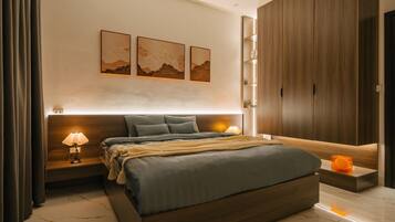 Deluxe-dobbeltværelse - 1 kingsize-seng - balkon | Italienske lagner fra Frette, premium-sengetøj, dundyner