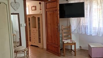 1 Schlafzimmer, Zimmersafe, kostenloses WLAN, BettwÀsche