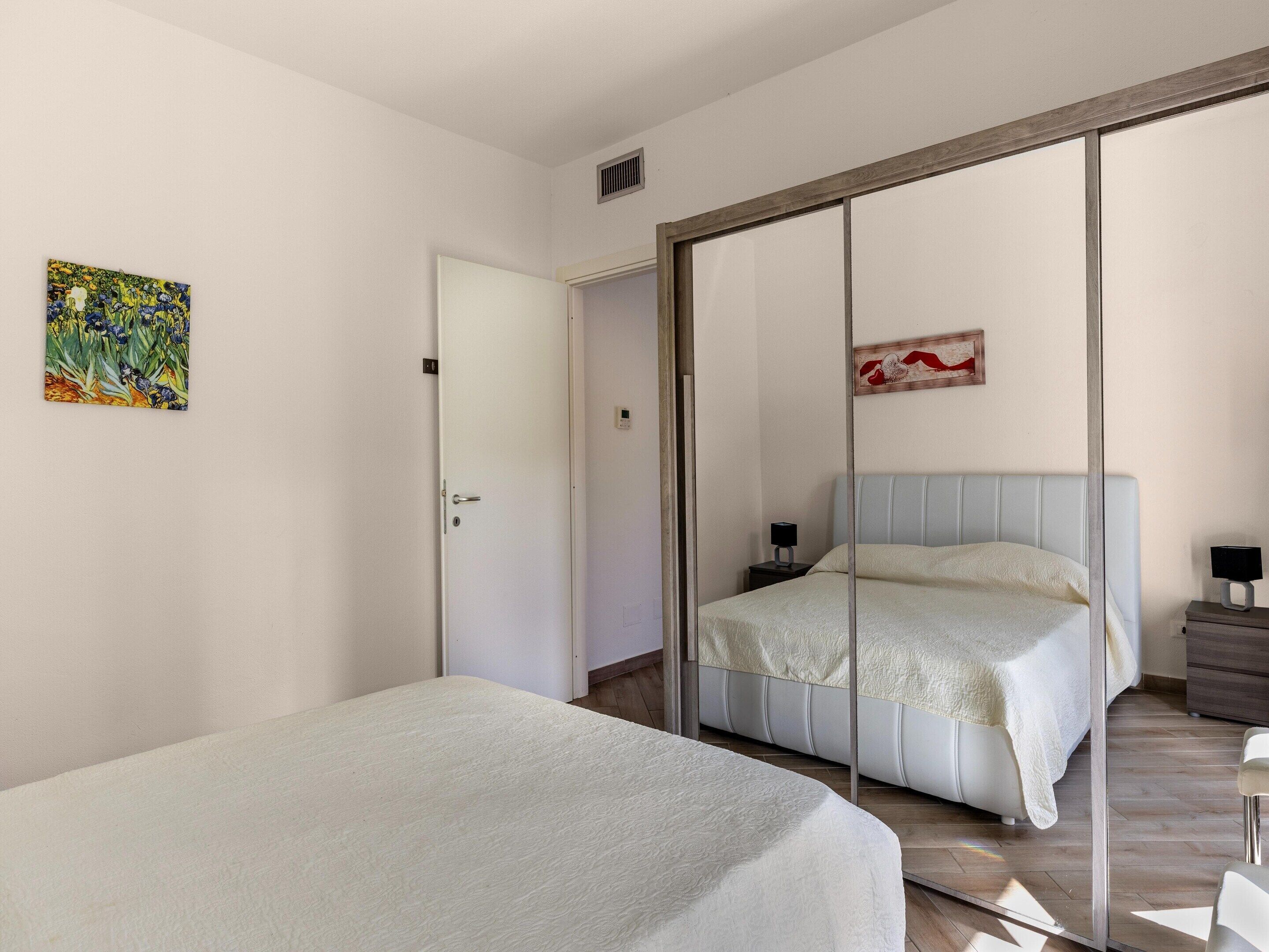 Apartment | 2 bedrooms, individually furnished, bed sheets