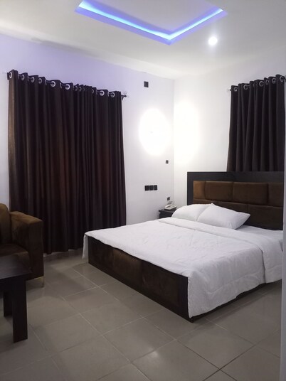 Divine Villa and Resorts Ltd 