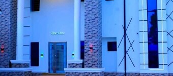 ดีไวน์ วิลลา แอนด์ รีสอร์ตส์ จำกัด