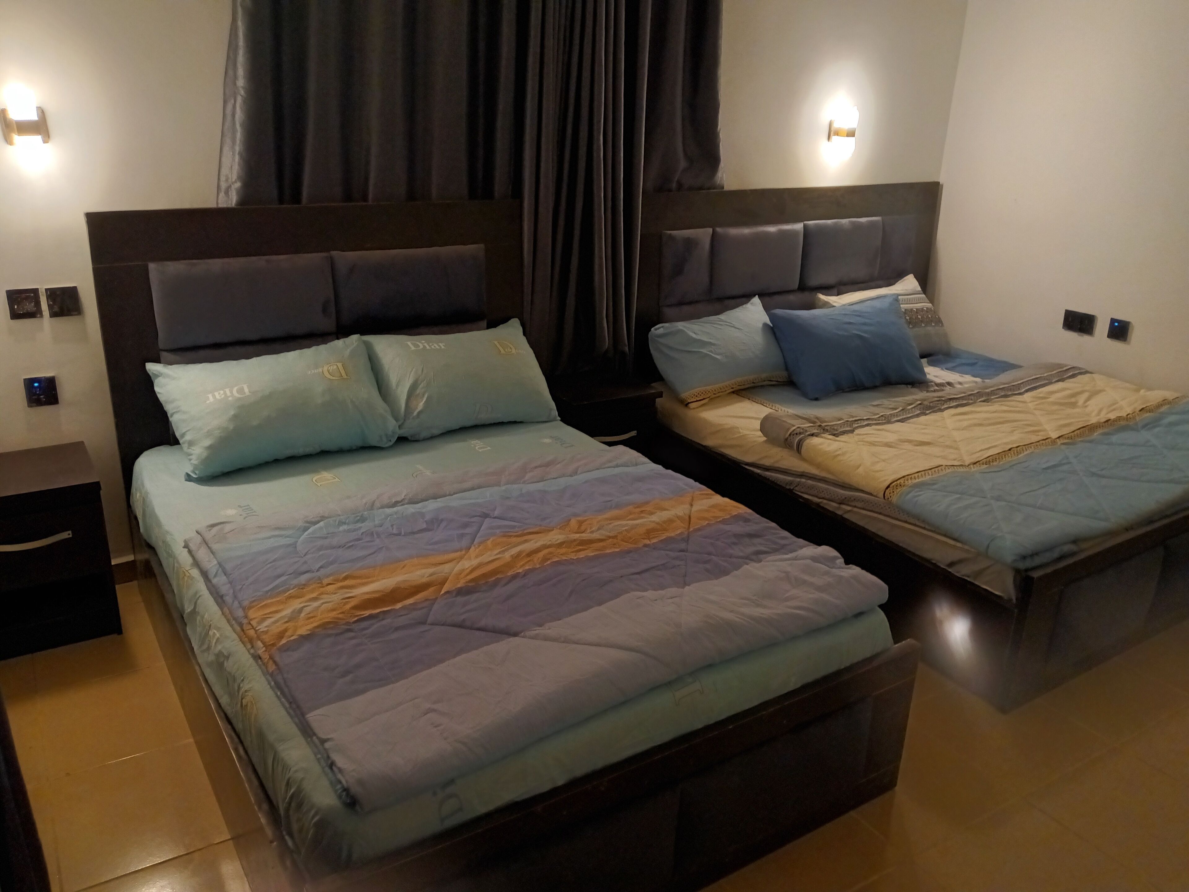 Casa ejecutiva | Tabla de planchar con plancha y wifi gratis