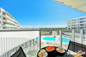 Classic Apartment C104 | Terrace/patio