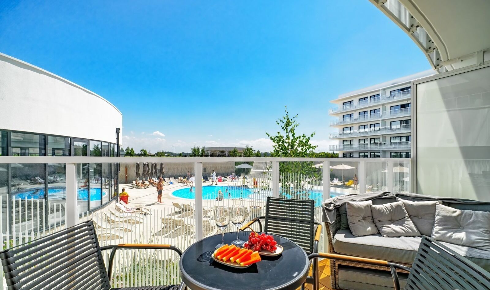 Departamento clásico, vista a la alberca (A308) | Terraza o patio