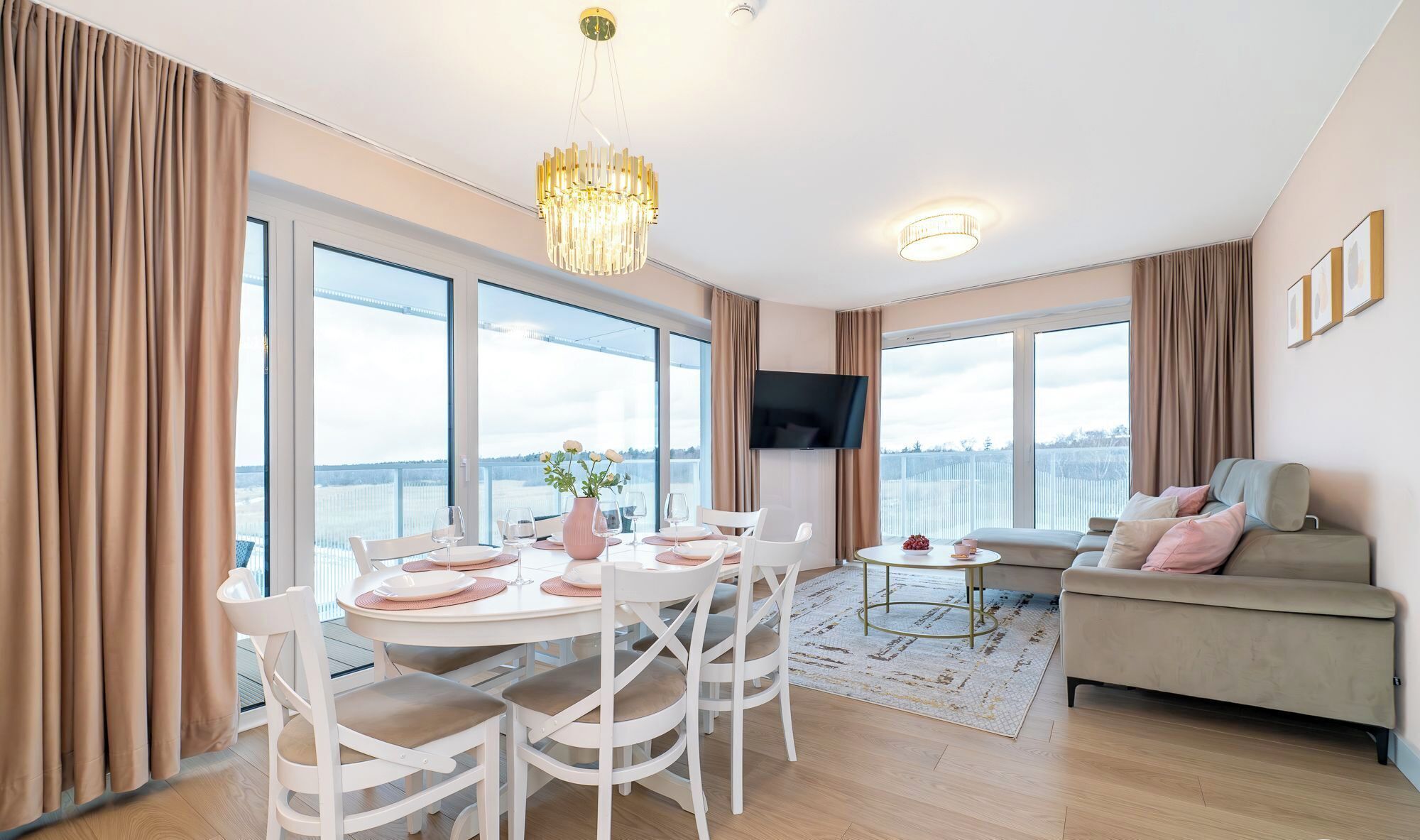 40-inch Smart TV with digital channels