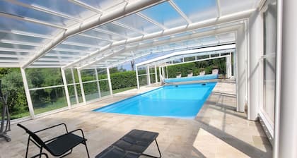 La Pomme' de Pin ★★