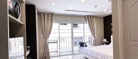 1 bedroom, in-room safe, free WiFi, bed sheets