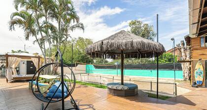 Luxury house with pool, jacuzzi and sports court — 500m from Campeche Beach