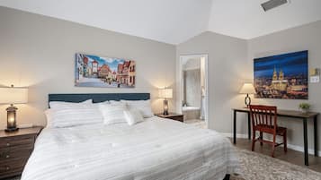 4 bedrooms, iron/ironing board, travel cot, WiFi