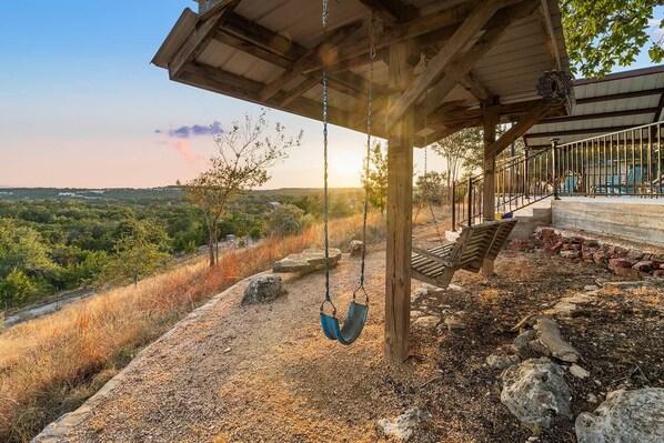 Terrace/patio - Tawnya’s Secret Hideaway | 20-Mile Views • Firepit (Dripping Springs)