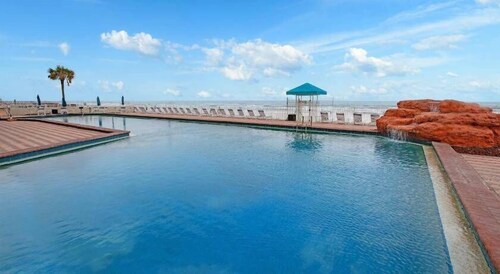 Wonderful Apartment on the Beach