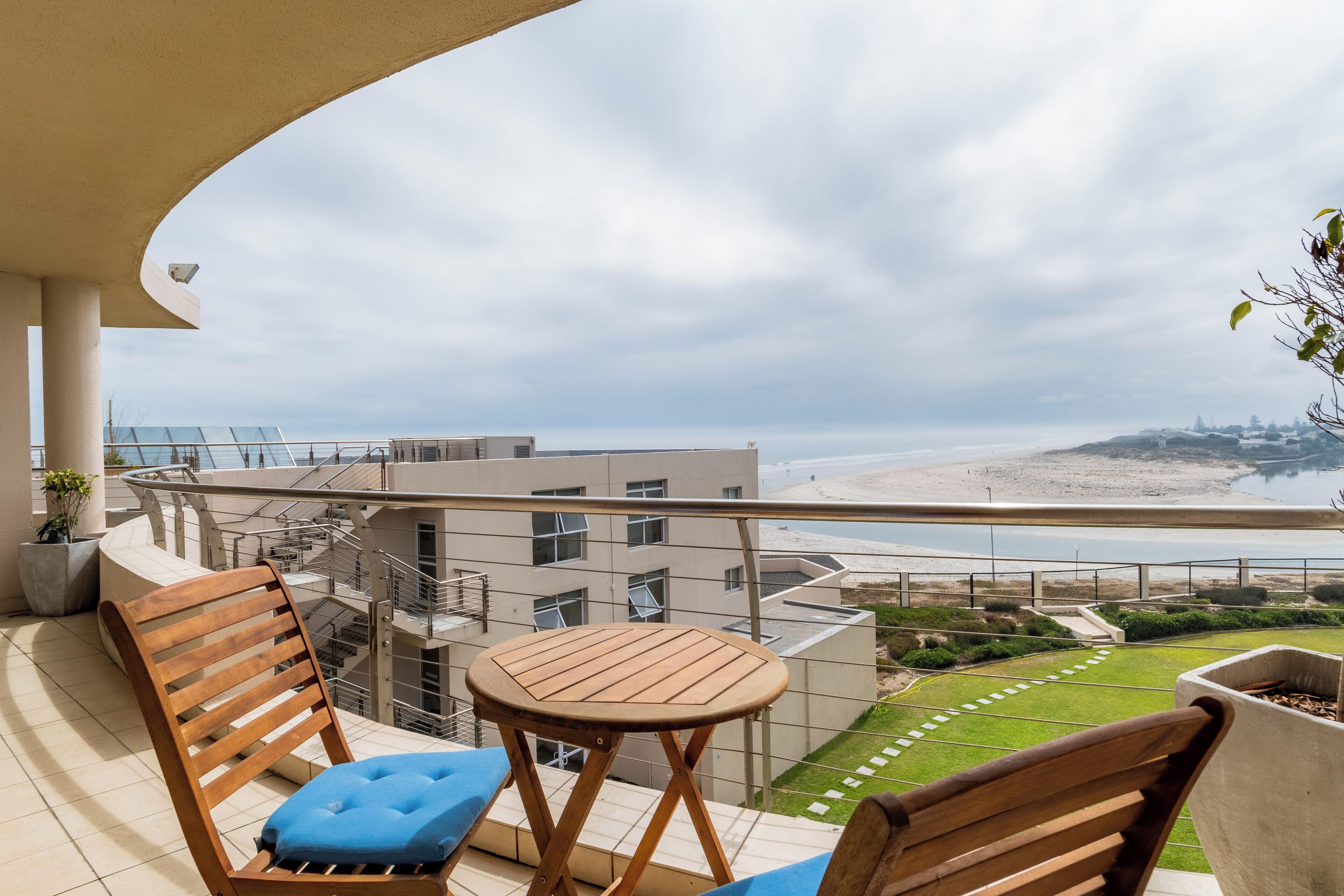 Appartement, 4 slaapkamers, balkon, uitzicht op meer | Balkon