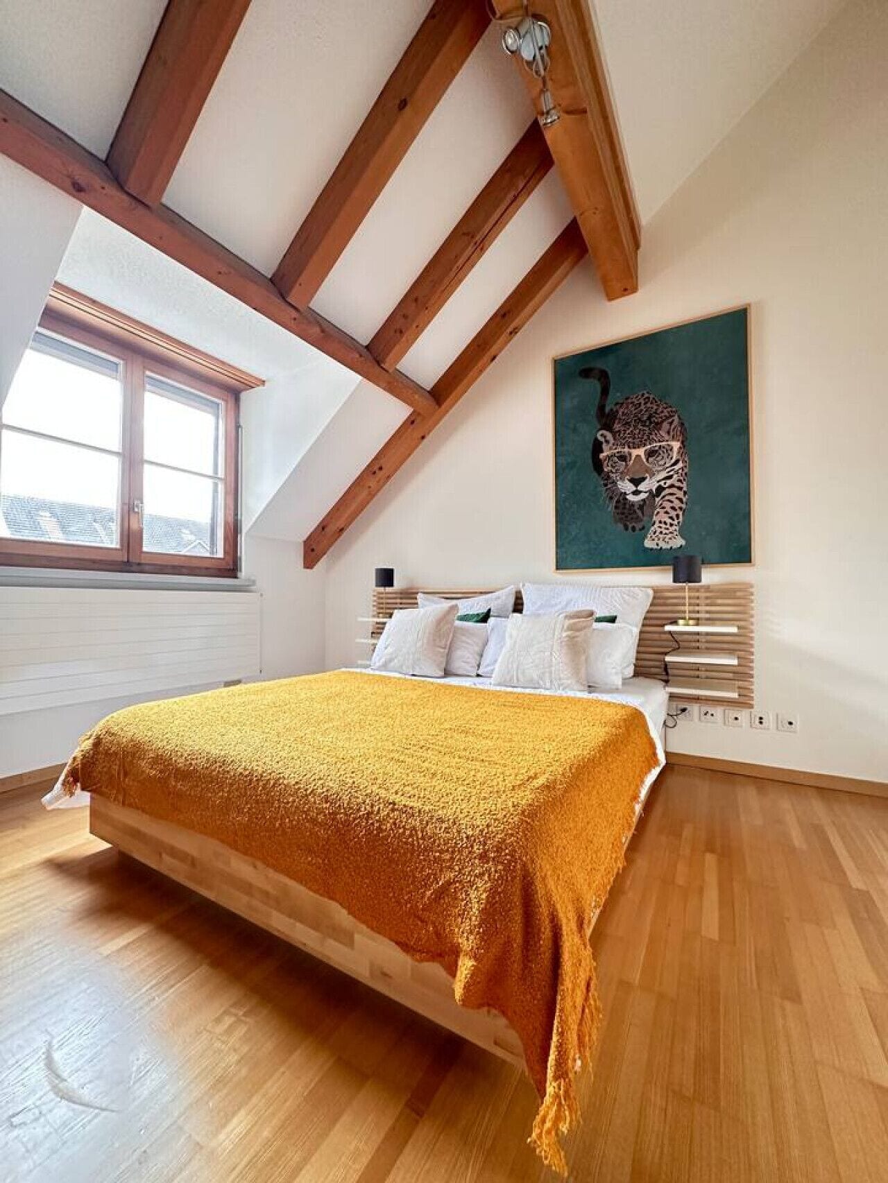 2 Schlafzimmer, Schreibtisch, Bügeleisen/Bügelbrett, WLAN