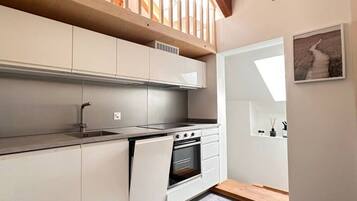 Kühlschrank, Ofen, Herdplatte, Geschirrspüler