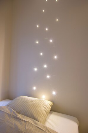 1 habitación, tabla de planchar con plancha, wifi y ropa de cama 