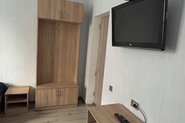 Comfort eenpersoonskamer, uitzicht op bergen | Gratis wifi