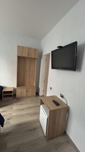 Comfort Single Room, Mountain View | Free WiFi