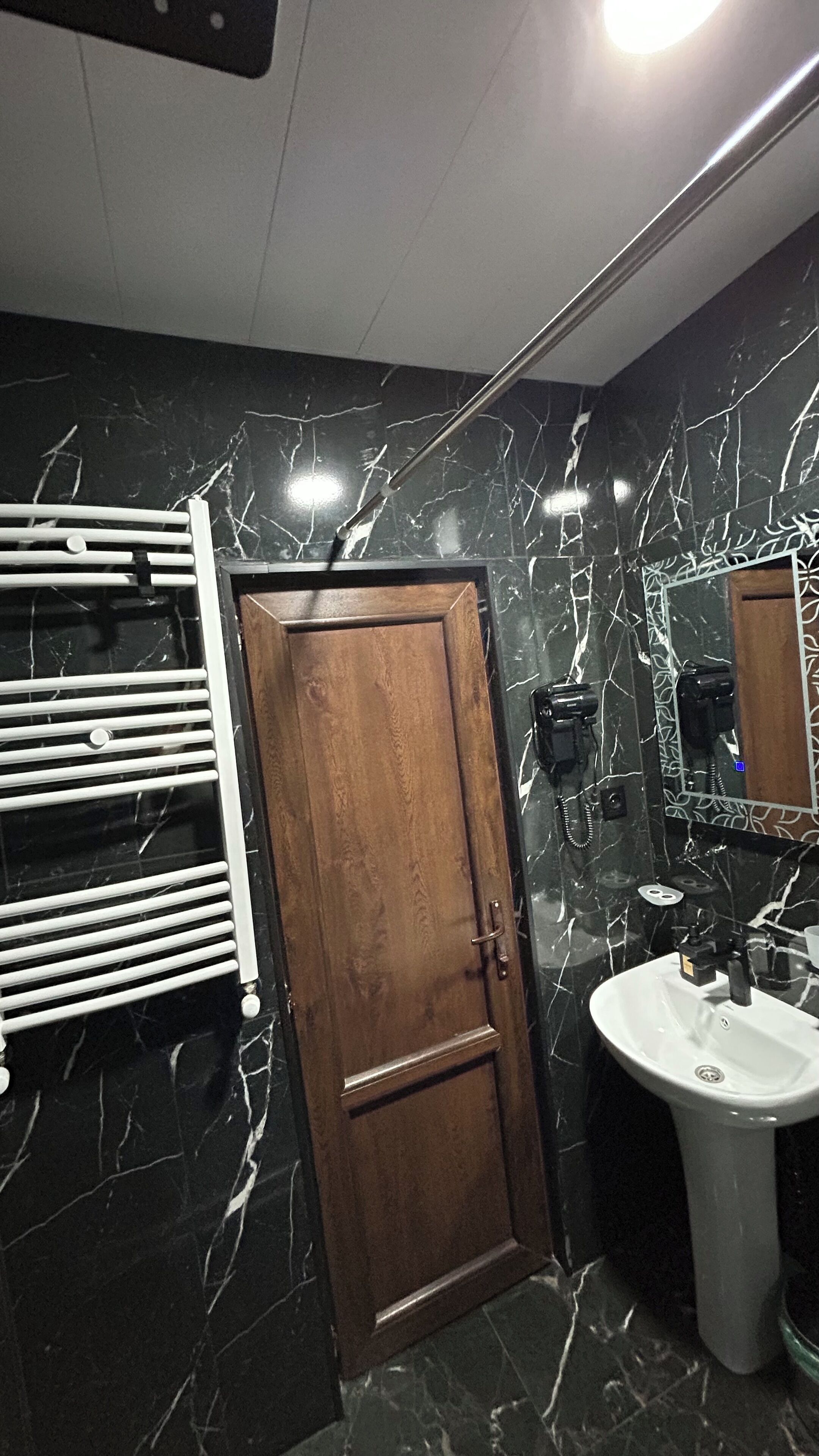 Double Room, Mountain View | Bathroom