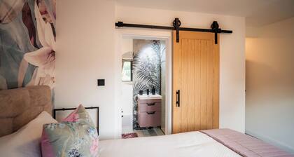 Home in the mountains -Casa Familiei-for your family and friends. Pet friendly!