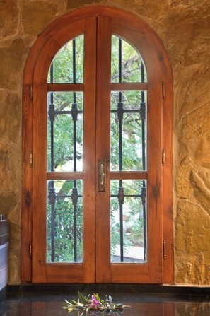 Interior - El Patio de la Loma - heated pool - total privacy - breathtaking views (Comares)