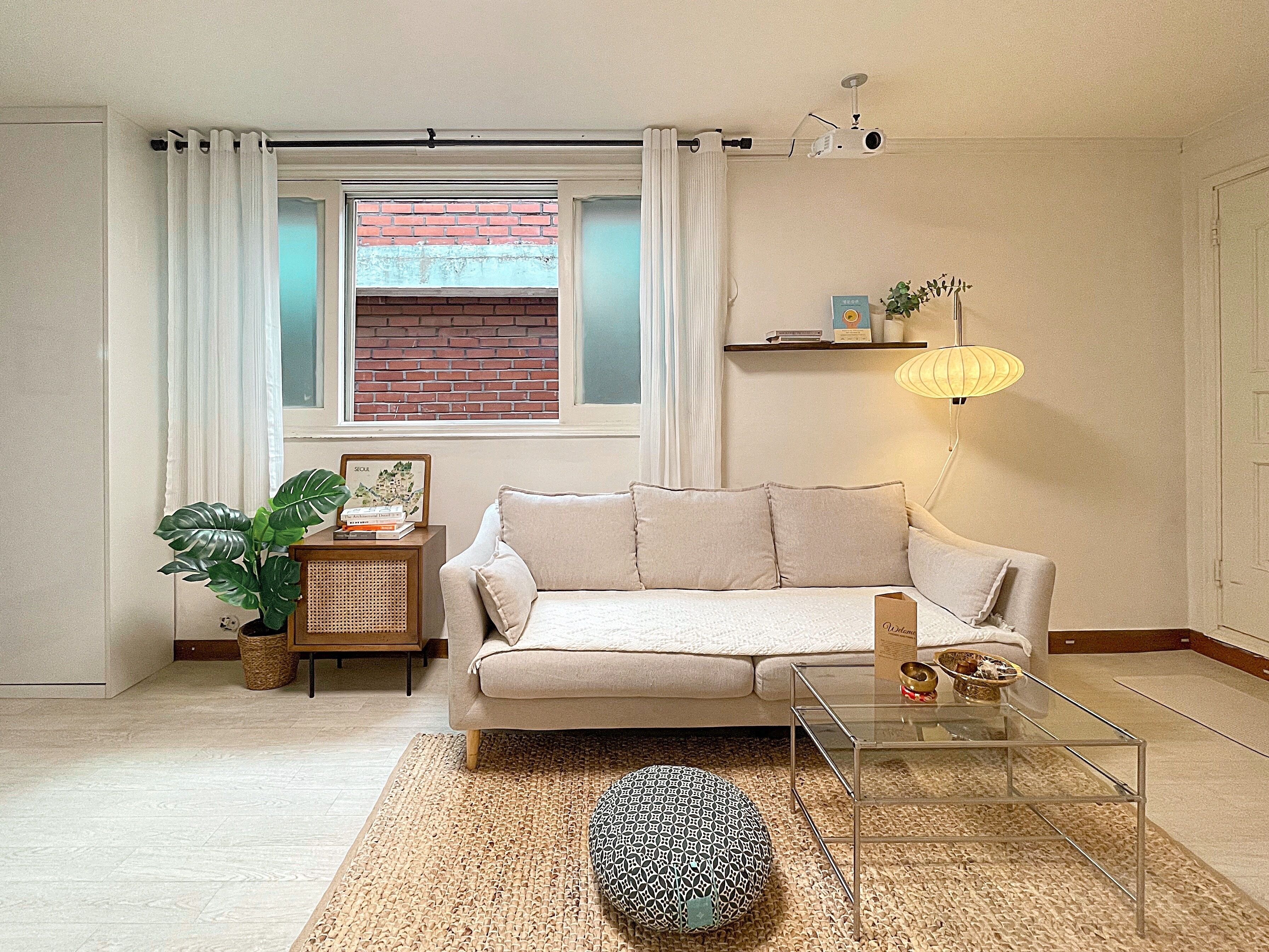 Blackout drapes, soundproofing, iron/ironing board, free WiFi