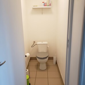 Hair dryer, towels, soap, toilet paper