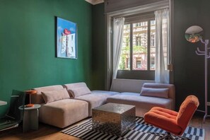 Flat-screen TV - Stylish apartment in Kreuzberg (Berlin)