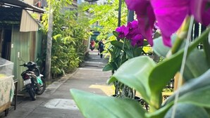 Exterior - BNK89 Hostel (Bangkok)