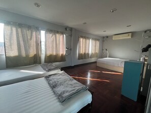 Familieværelse til 4 personer | Gratis Wi-Fi