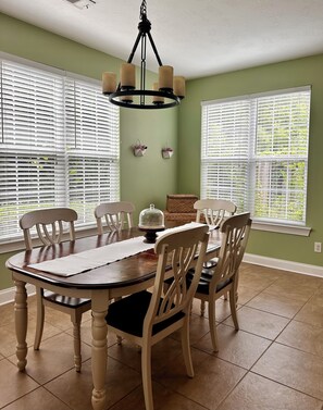 Dining - 3-bedroom house in peaceful Evans (Evans)